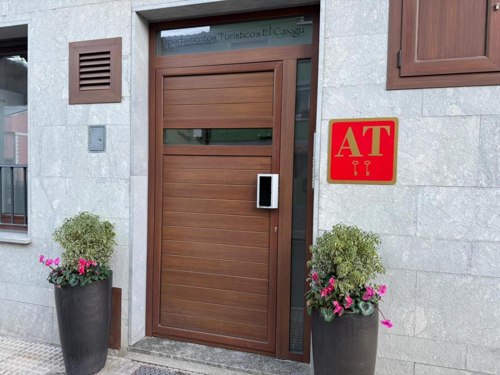 Apartamentos El Caxigu Arenas De Cabrales Bagian luar foto