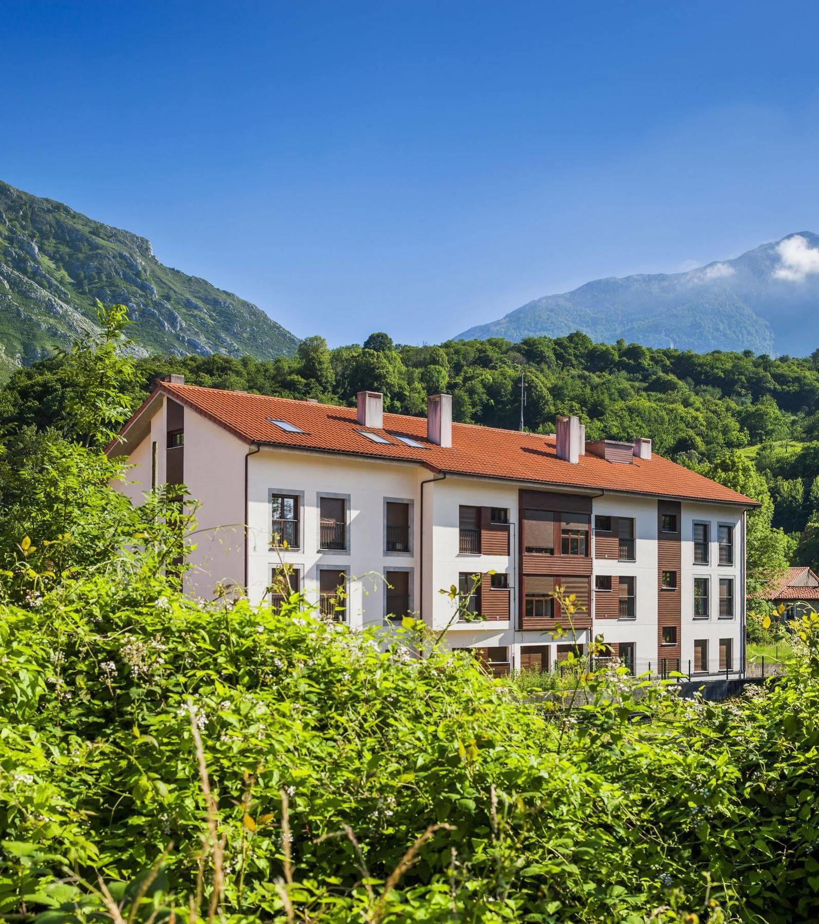 Apartamentos El Caxigu Arenas De Cabrales Bagian luar foto