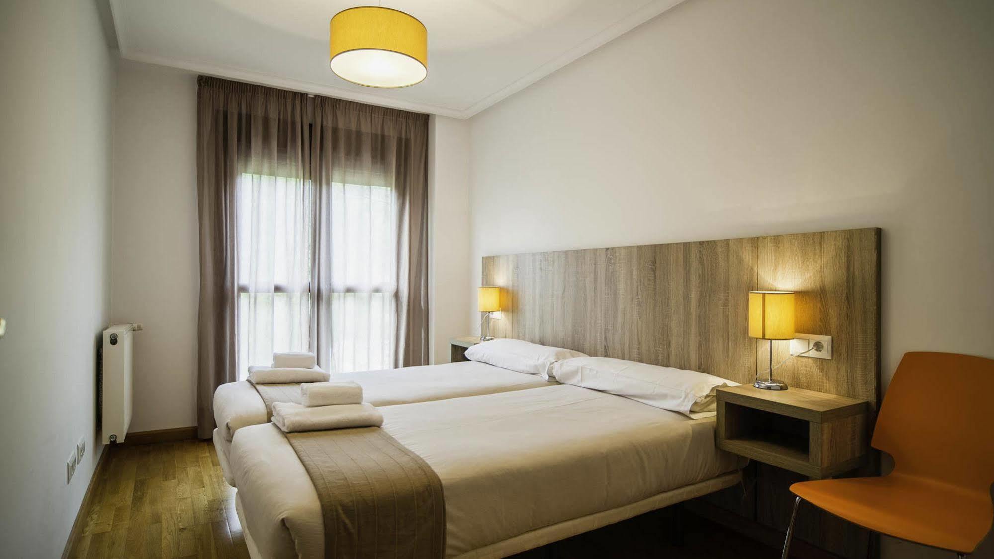 Apartamentos El Caxigu Arenas De Cabrales Bagian luar foto